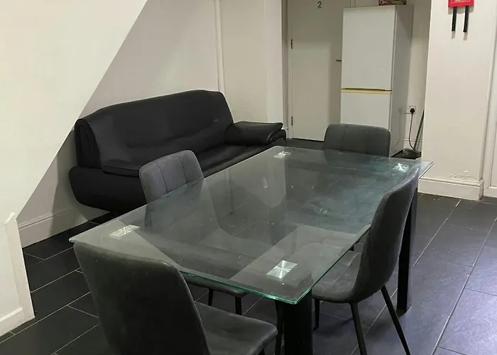 Nice Room In Coventry